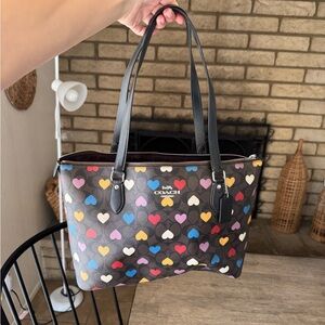 COACH Multicolor Heart-Print gallery tote